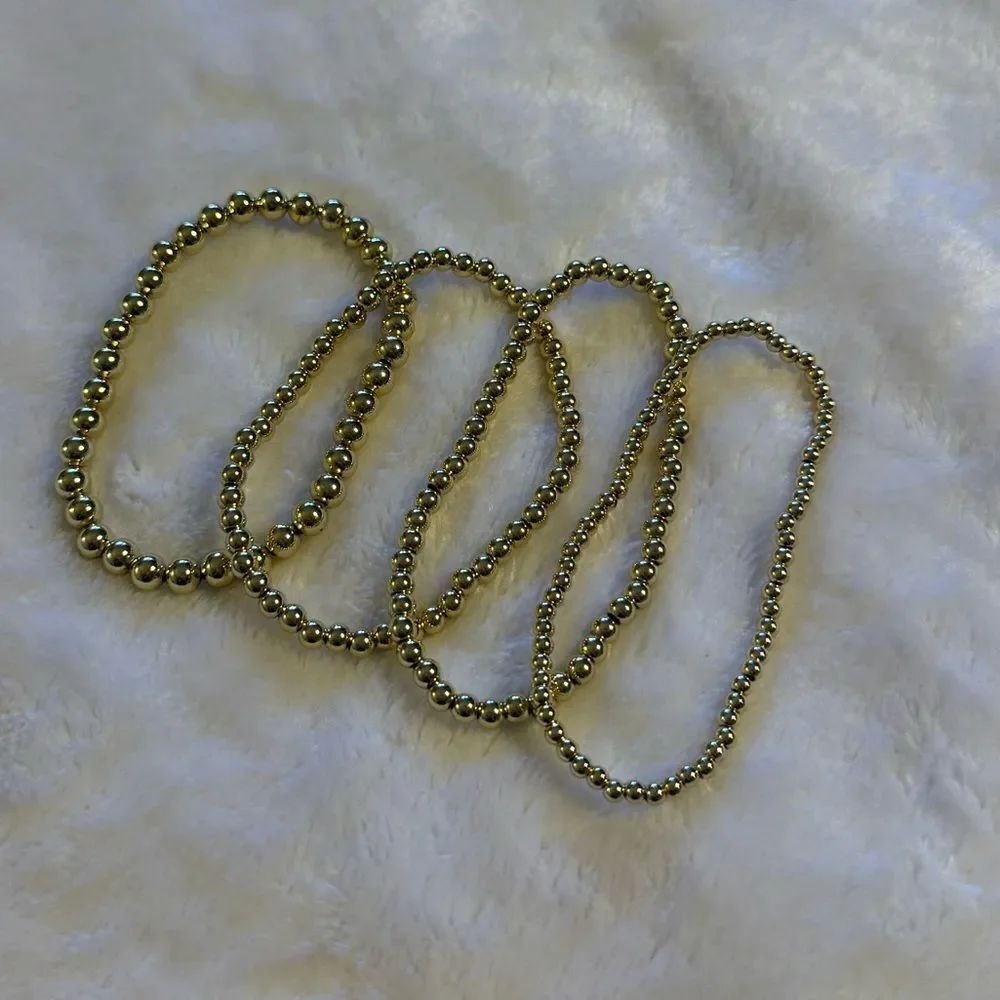 Gold beaded bracelets - Picture 8 of 8